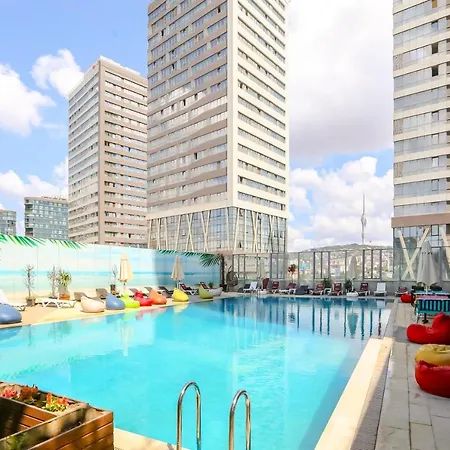 Business-Friendly Residence With Pool In Fikirtepe 아파트